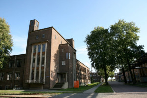 Industriepark Kleefse Waard Arnhem gebouw HB Foto: Suzanne Valkenburg